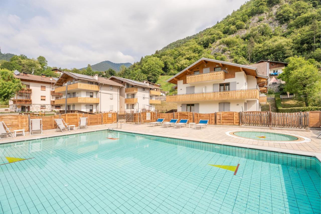 Residence Alessio Bezzecca Εξωτερικό φωτογραφία