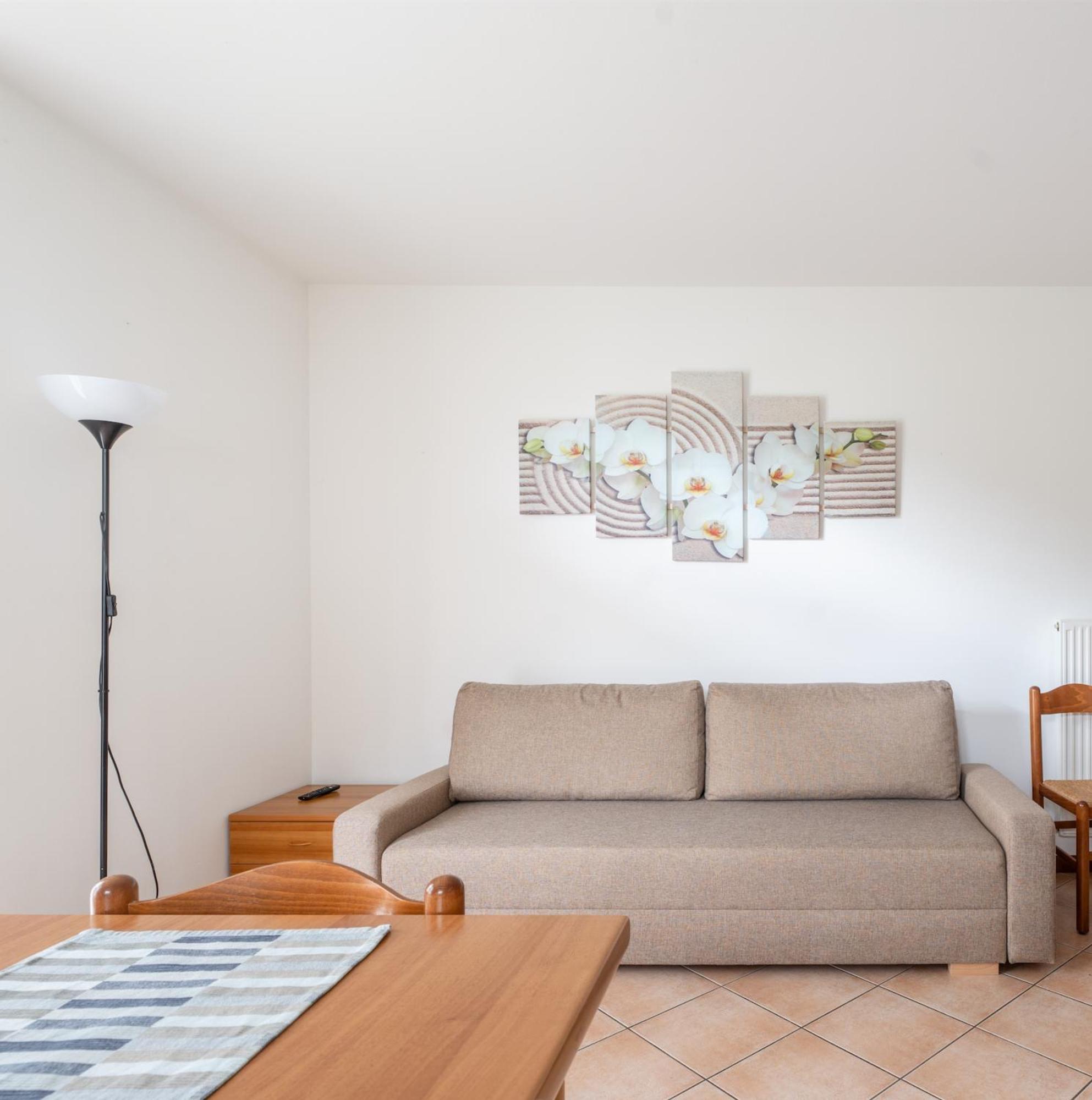 Residence Alessio Bezzecca Εξωτερικό φωτογραφία